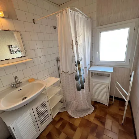 A Gruissan, 3 Chambres, Pres De La - Fr-1-784-38